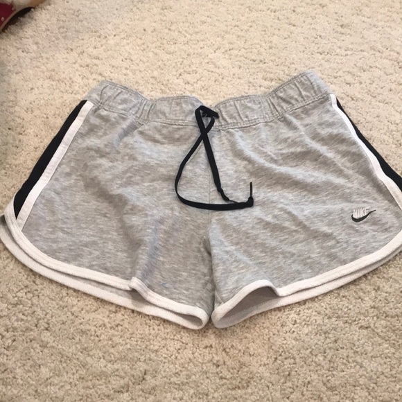 Nike Pants - Nike run shorts